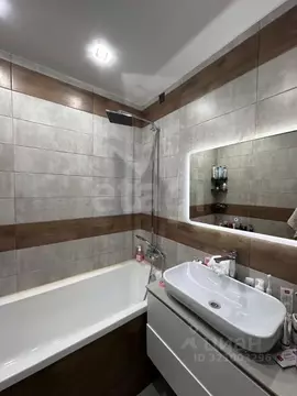 3-к кв. Татарстан, Казань ул. Александра Курынова, 10к1 (72.9 м)