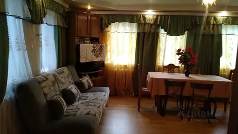 Дом в Курская область, Октябрьский район, Старковский сельсовет, д. ...