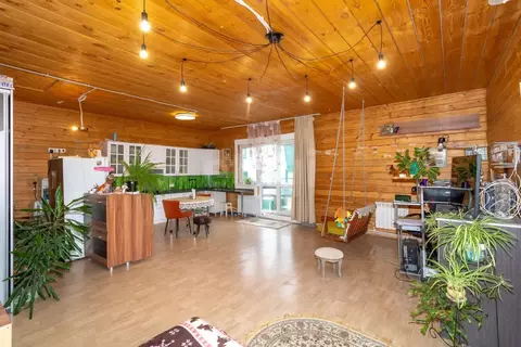 Дом в Тюменская область, Тюмень Рябинушка садовое товарищество, ул. ...