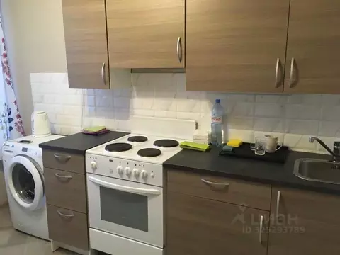 2-к кв. Москва ул. Красного Маяка, 13К2 (53.0 м)