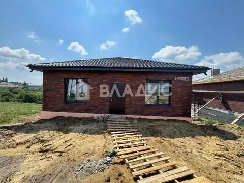 Дом в Воронежская область, с. Семилуки пер. Нагорный (180 м)