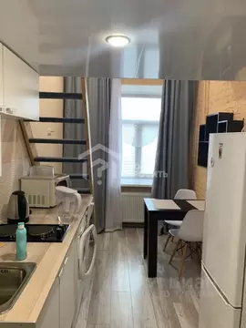5-к кв. Санкт-Петербург 12-я Красноармейская ул., 12Б (73.5 м)