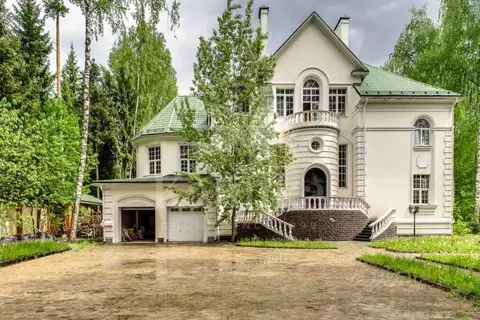 Дом в Московская область, Одинцовский городской округ, Грибово Клаб кп ...