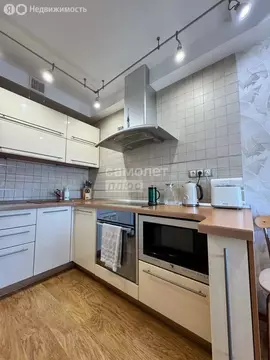 3-комнатная квартира: Иркутск, Волгоградская улица, 53 (68.2 м)