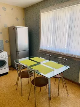 2-к кв. Омская область, Омск Омская ул., 134к1 (67.0 м)