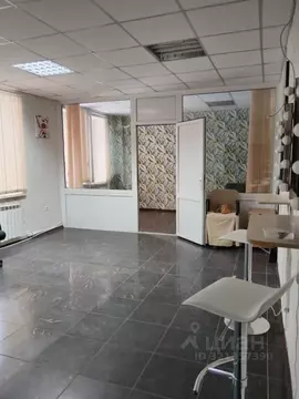 Помещение свободного назначения в Саратовская область, Саратов ул. ...