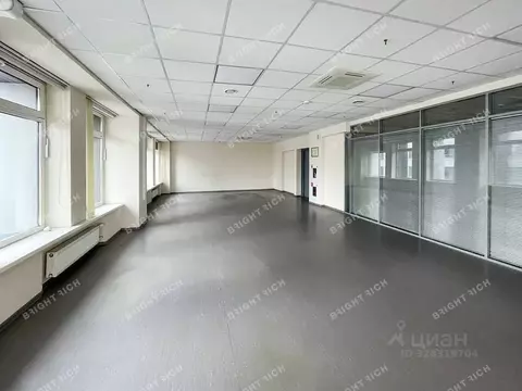 Офис в Санкт-Петербург Уральская ул., 4 (540 м)