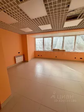 Торговая площадь в Свердловская область, Екатеринбург ул. Пехотинцев, ...