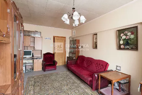 Продается 2-комнатная квартира