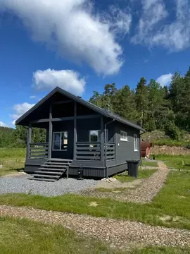 Дом в Карелия, Лахденпохский муниципальный округ, пос. Харвиа ул. ...