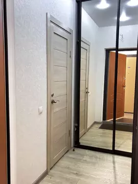 Студия Тюменская область, Тюмень ул. Тимофея Чаркова, 79к1 (29.3 м)