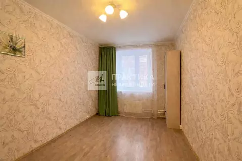 Продается 2-комнатная квартира