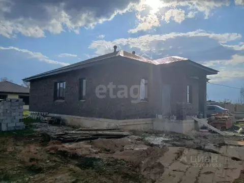 Дом в Башкортостан, Кармаскалинский район, Кабаковский сельсовет, д. ...