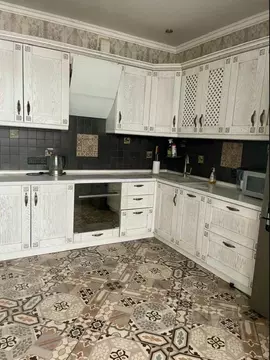 3-к кв. Краснодарский край, Краснодар Кубанская ул., 45к1 (108.2 м)