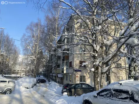 3-комнатная квартира: Сыктывкар, улица Димитрова, 12 (47.2 м)