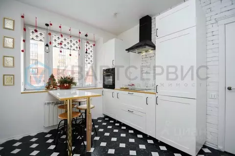 3-к кв. Омская область, Омск ул. Красный Путь, 105к4 (81.0 м)