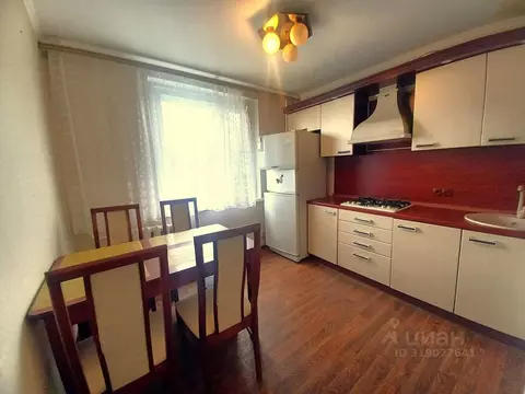 2-к кв. Коми, Сыктывкар просп. Бумажников, 3 (51.3 м)