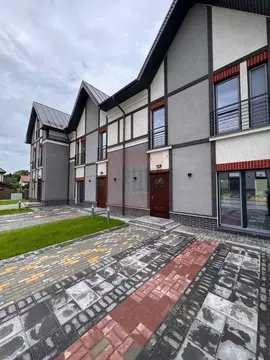 Таунхаус в Калининградская область, Пионерский Октябрьская ул., 10А ...