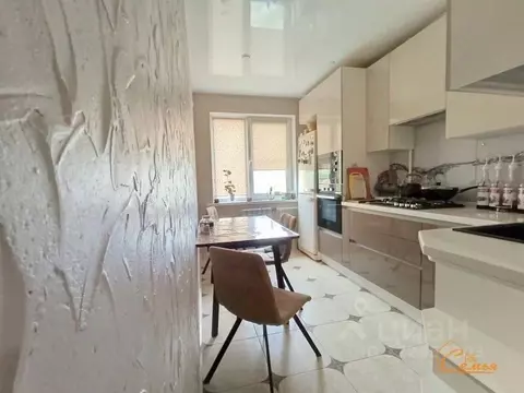 3-к кв. Волгоградская область, Волгоград бул. 30-летия Победы, 16 ...