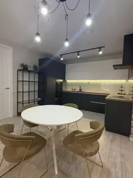 3-к кв. Московская область, Красногорск ул. Авангардная, 10 (80.0 м)