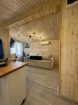 Дом в Воронежская область, Каширский район, Дзержинское с/пос, пос. ...