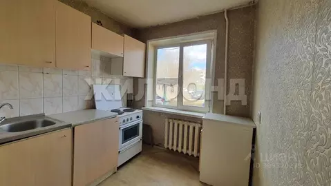 3-к кв. Хакасия, Абакан ул. Тельмана, 96 (47.1 м)