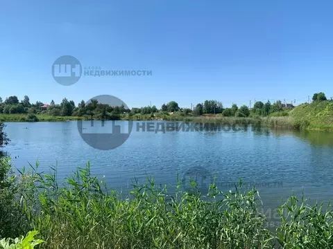 Участок в Ленинградская область, Гатчинский муниципальный округ, д. ...