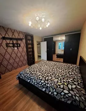 2-к кв. Московская область, Химки Сходня мкр, Вишневая ул., 19 (56.0 ...