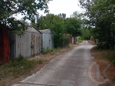 Гараж в Крым, Евпатория ул. Виноградная, 1 (18 м)