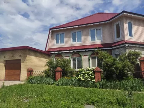 Коттедж в Татарстан, Казань Промышленная ул., 24 (220 м)