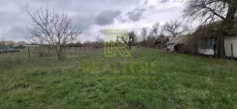 Участок в Ростовская область, Красный Сулин ул. Галатова, 121 (19.0 ...