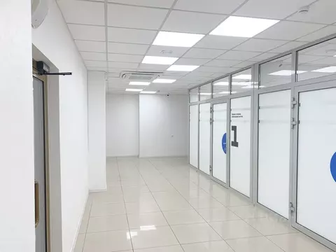 Помещение свободного назначения в Омская область, Омск ул. Гагарина, ...