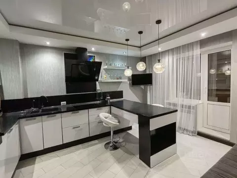 2-к кв. Самарская область, Самара ул. Карбышева, 67 (74.0 м)