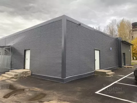 Торговая площадь в Ленинградская область, Лужский район, Волошовское ...