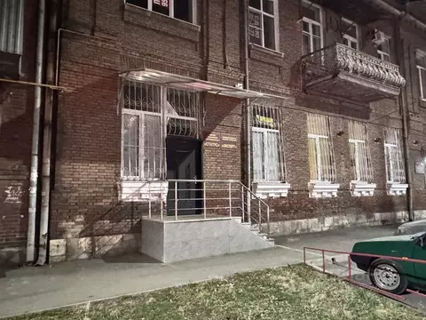 Офис в Северная Осетия, Владикавказ Бородинская ул., 18 (35 м)