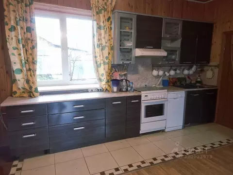 Дом в Тульская область, Дубенский район, Воскресенское с/пос, д. ...