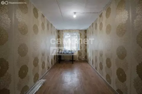 1-комнатная квартира: Владивосток, улица Фадеева, 10А (10 м)