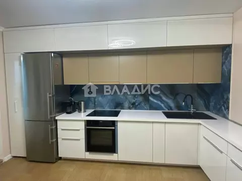 Продается 2-комнатная квартира