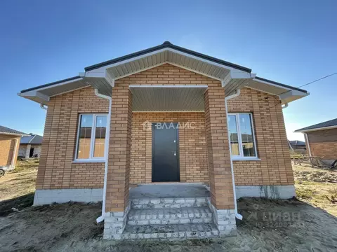 Дом в Воронежская область, Новоусманский район, с. Бабяково Молодежная ...