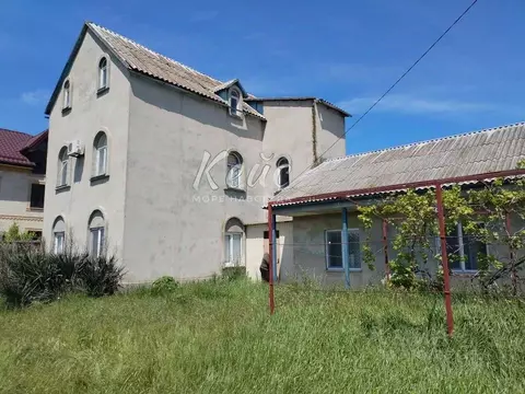 Дом в Крым, Ленинский район, Мысовское с/пос, с. Семеновка ул. ...