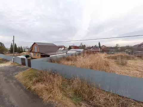 Участок в Тюменская область, Тюмень Факел СНТ, 5-я линия (5.3 сот.)