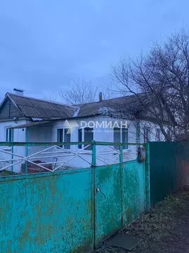 Дом в Ростовская область, Аксайский район, Грушевская ст-ца Зеленая ...
