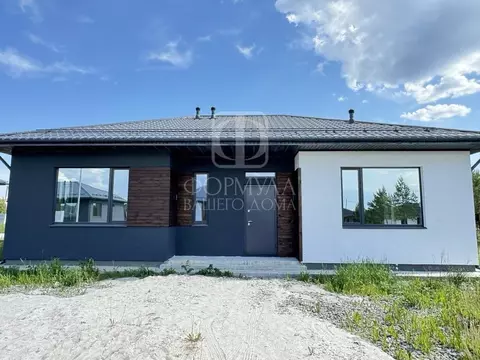 Дом в Свердловская область, Белоярский муниципальный округ, пос. ...