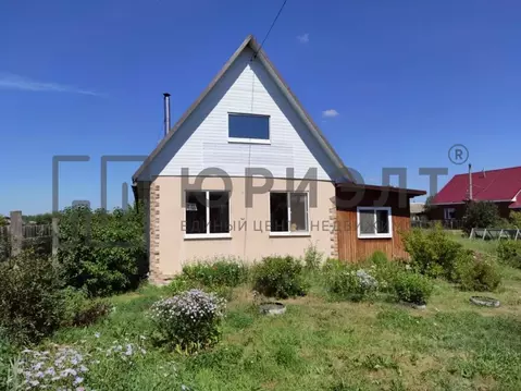 Дом в Свердловская область, Белоярский муниципальный округ, с. ...