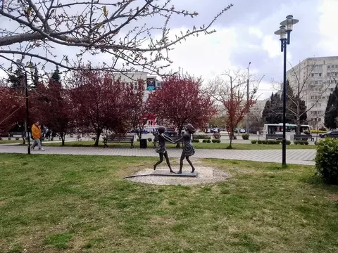 2-к кв. Севастополь просп. Октябрьской Революции, 57 (51.6 м)