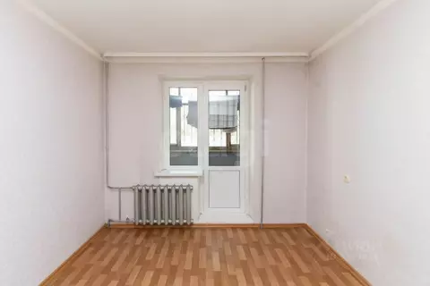 3-к кв. Тюменская область, Тюмень Восточный мкр, ул. Моторостроителей, ...