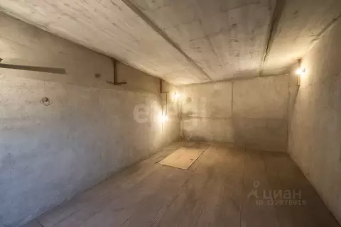 Гараж в Тюменская область, Тюмень Харьковская ул., 77А (18 м)