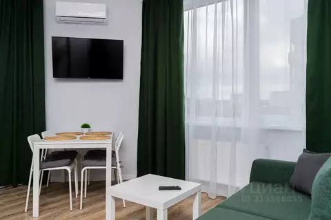 2-к кв. Крым, Симферополь просп. Александра Суворова, 15к12 (50.0 м)