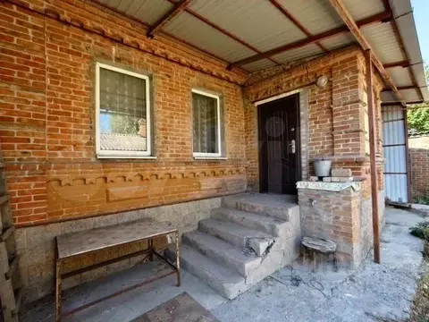 Дом в Ростовская область, Мясниковский район, Недвиговское с/пос, ...