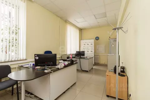 Торговая площадь в Тюменская область, Тюмень ул. Бакинских Комиссаров, ...